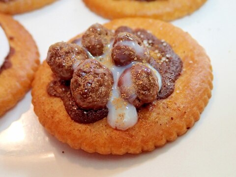 チョコクリームと麦チョコの焼きリッツ